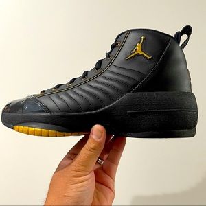 Nike Air Jordan 19 OG SE “Black Metallic Gold”